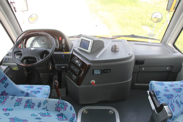 中通LCK6100 DXA專用校車(chē)
