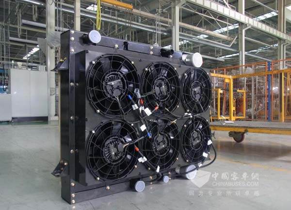 　“凱邁”WZL發動機智能冷卻系統(ATS)
