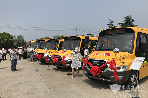 安凱觀點：打造“最安全的校車”需“內(nèi)外兼修”