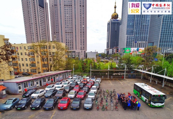青島體驗(yàn)：一輛公交客車相當(dāng)于多少輛私用車?