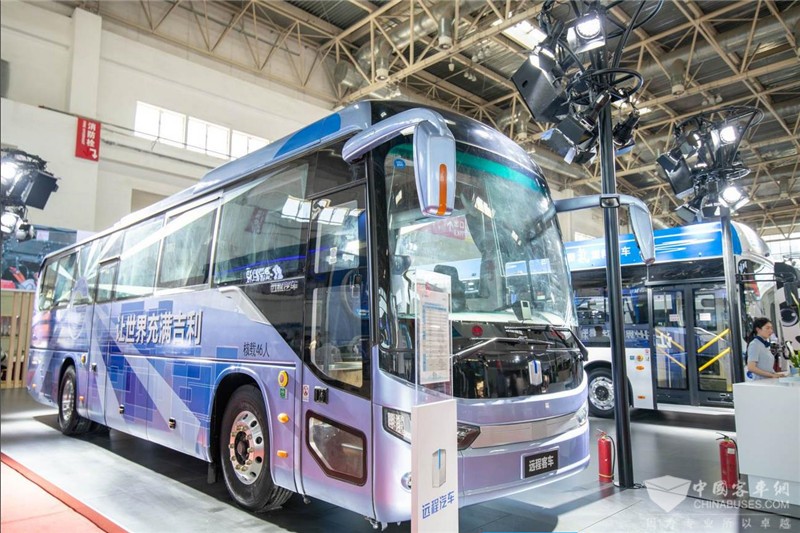 吉利遠(yuǎn)程純電動城間客車C11