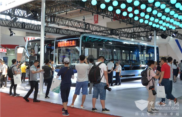 2019北京道展|中國“智”造新高度，金龍客車發布5G智能網聯城市公交