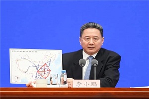 交通運(yùn)輸部李小鵬：深入實(shí)施公交優(yōu)先發(fā)展戰(zhàn)略 加快提升城市客運(yùn)清潔化