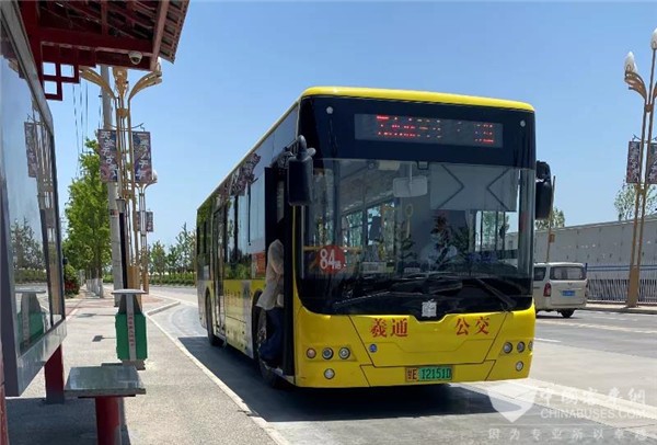 中車電動新巴客：助力“雙碳”添新軍，隴上江南綠“明珠”