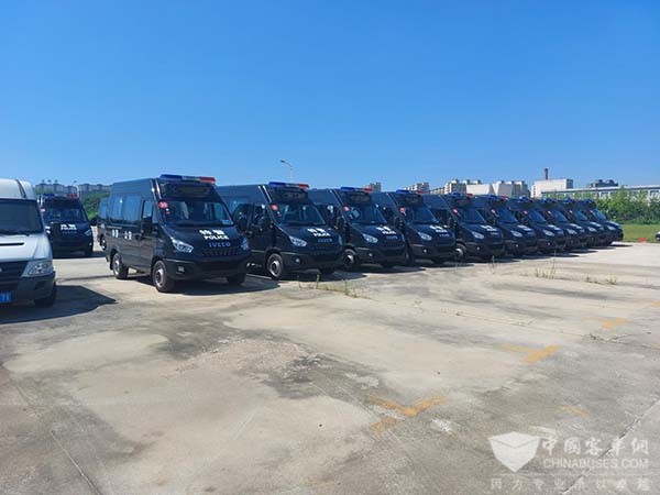 南京依維柯 遼寧公安系統(tǒng) 歐勝警用車