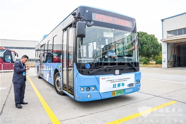32位駕駛精英“巔峰對決” ！中車C10掀起安節(jié)駕駛“綠色風(fēng)潮”