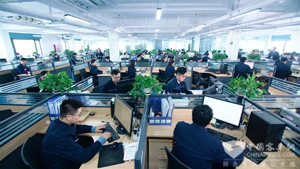 森鵬電子 鄭州日報 商用車行業(yè) 探路先鋒