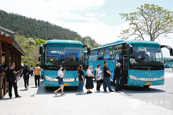 蘇州金龍 海格客車青島嶗山 中國(guó)旅行社總社