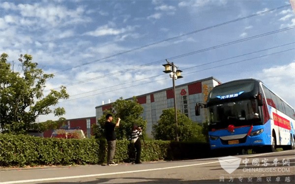 中通客車 菏澤市 13米 旅游大巴 客運業務 轉型升級