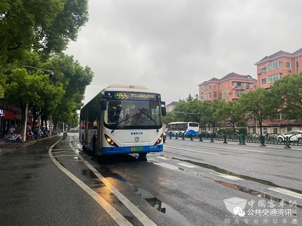 上南公交 梅雨季節 公交駕駛員 技能 意識