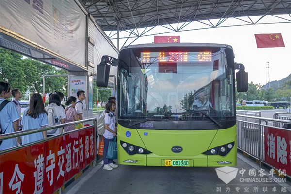 中山公交集團 中秋國慶長假 客運高峰 公交線路 正常營運
