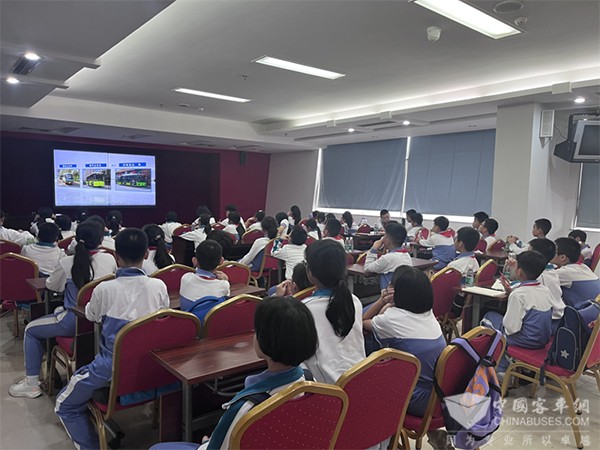 中山公交集團 公交體驗官 小學生 公交開放日