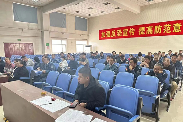 石家莊公交提升車長安全意識 開展安全駕駛專題培訓