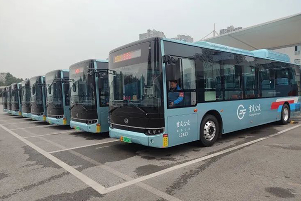 重慶公交37輛純電動公交車正式投運(yùn) 元旦后再投放112輛