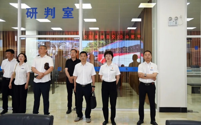 攜手并進(jìn) 共繪智慧公交新篇章 平頂山公交來(lái)洛陽(yáng)公交交流學(xué)習(xí)