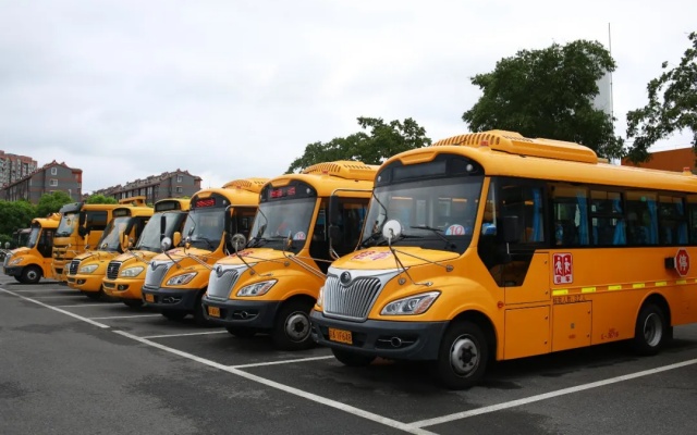 南京公交校車“大體檢”，助力“神獸”安全歸籠