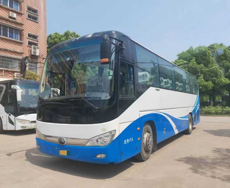 47座非營運(yùn)國五天然氣宇通6110客車
