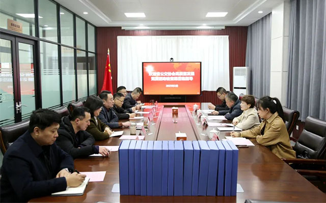 山東省公交協(xié)會(huì)檢查組蒞臨濰坊公交集團(tuán)指導(dǎo)高質(zhì)量發(fā)展