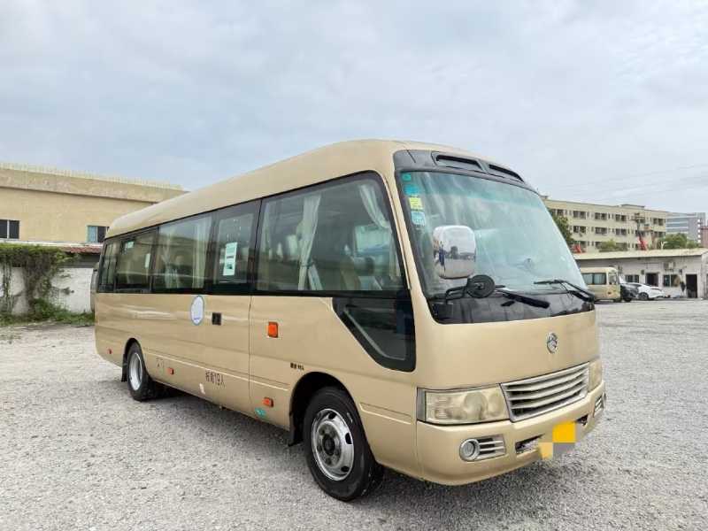 2018年5月 一批19座國(guó)五金旅仿考旅游車
