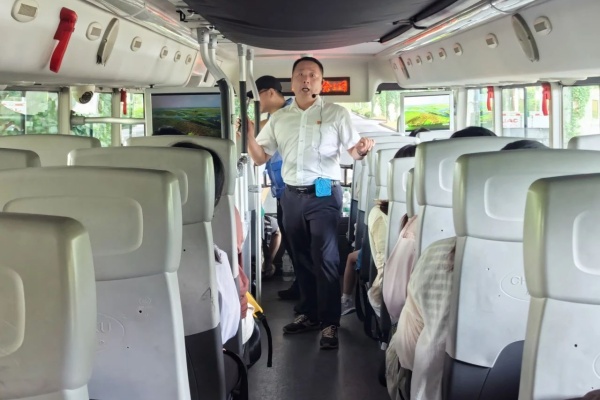 探索城市脈搏·鹽城公交研學之旅——圓滿結束！