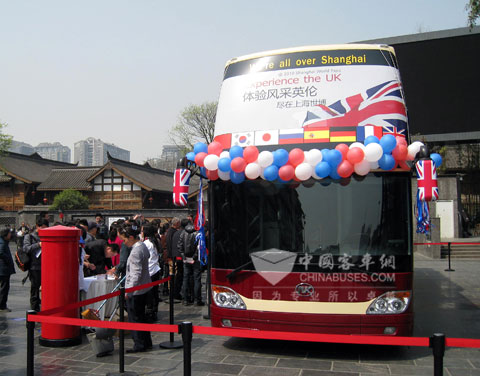 安凱助力英國世博大巴中國巡游