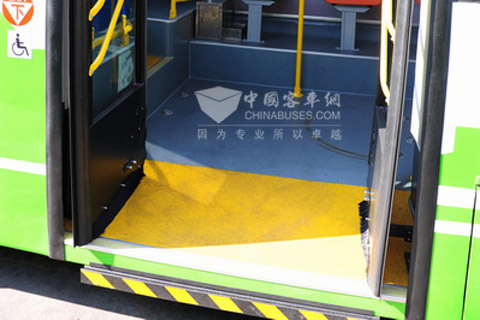 118輛大金龍無障礙公交車投入亞運服務