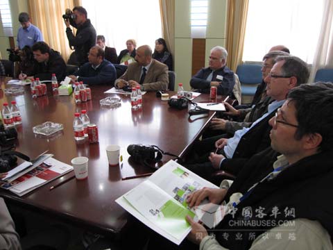 歐洲媒體們對安凱非常關(guān)注