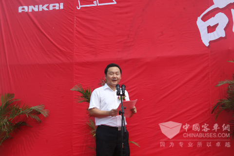 安凱客車副總經(jīng)理汪先鋒發(fā)言