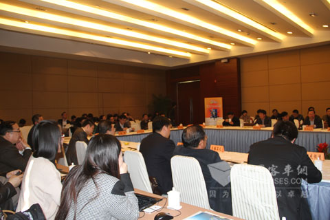 二三線城市公交企業(yè)經(jīng)驗(yàn)交流會(huì)在南京召開(kāi)