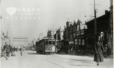 民國時期前門的當(dāng)當(dāng)車