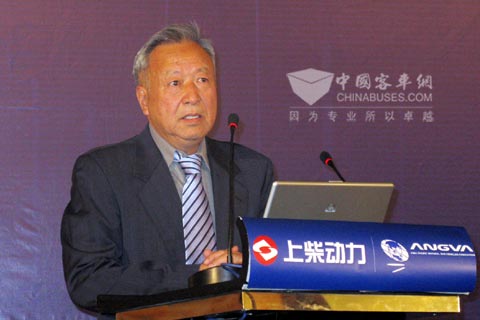 “863 計劃”節能與新能源汽車重大項目監理咨詢專家組組長王秉剛先生