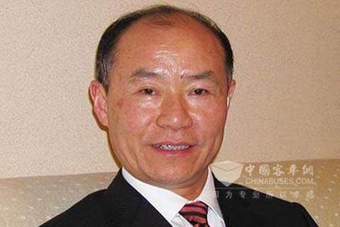 全國人大代表、江淮汽車集團的董事長左延安