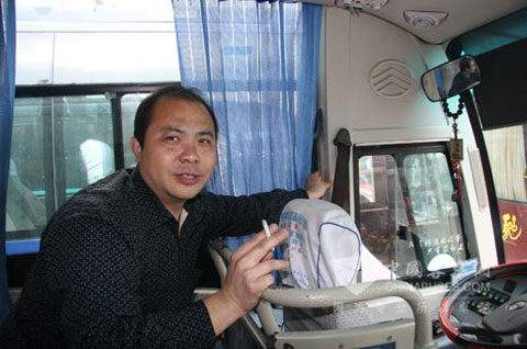 邯鄲運輸公司司機張師傅接受客車網記者采訪