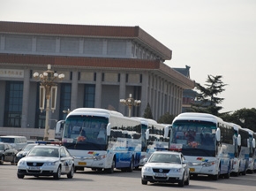 光榮與使命——宇通兩會(huì)用車風(fēng)景線