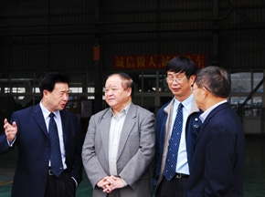 張小虞：金旅工藝創(chuàng)新，比肩世界造車(chē)水平