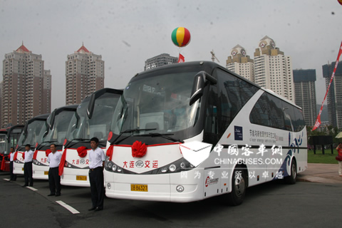 服務達沃斯論壇的純電動客車