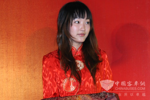 頒獎(jiǎng)美眉一