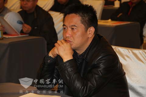 貴州省內用戶代表認真聆聽