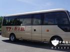 宇通T7流暢的車身腰線、全沖壓車身一體成型，呈現高精度設計。