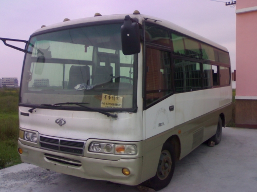 轉讓一輛19座客車