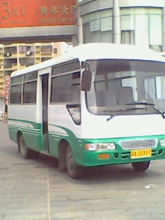 出售19座牡丹牌中巴車.