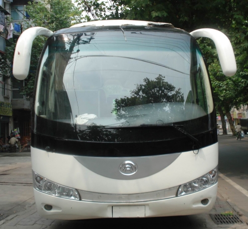 2004年9月宇通ZK6831HE公路客運下線，賣9萬不還價