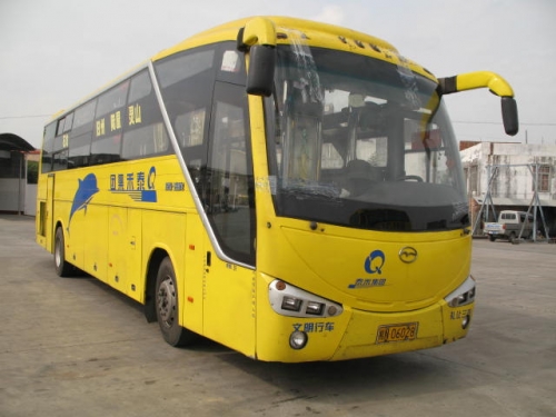 出售06年深圳五洲龍（12米）臥鋪車(chē)