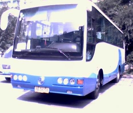 九成新亞星奔馳出售（后置式發(fā)動機）