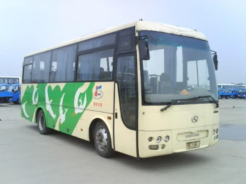 出售02年30座客車