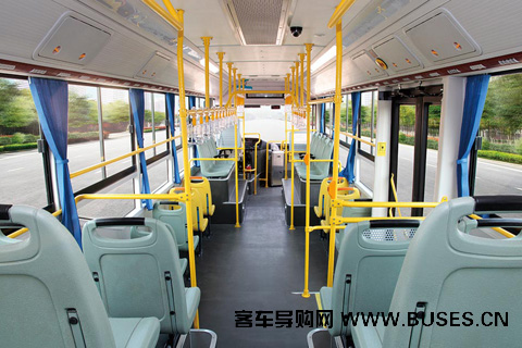 宇通ZK6120HNG3公交車（天然氣國(guó)五10-45座）