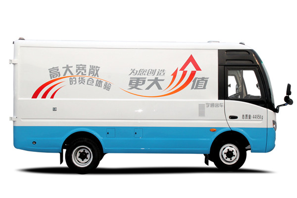 宇通ZK5040XXYN2廂式運(yùn)輸車(chē)（天然氣國(guó)五2-6座）