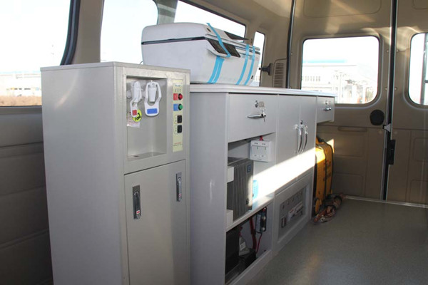 宇通ZK5040XJC5檢測(cè)車（柴油國(guó)五1-9座）