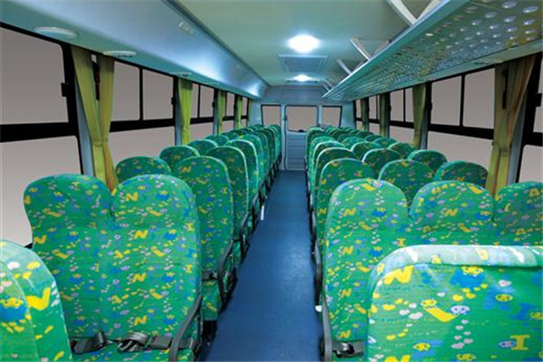 亞星JS6110XCP2中小學(xué)生專用校車（柴油國(guó)五24-56座）