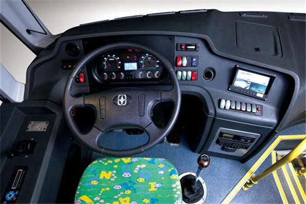亞星JS6110XCP2中小學(xué)生專用校車（柴油國(guó)五24-56座）